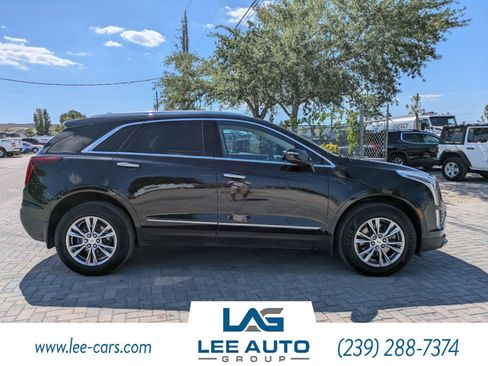 Used 2021 Cadillac XT5 Premium Luxury FWD image 2