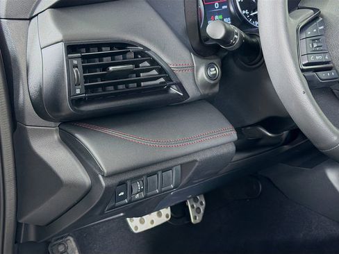 Used 2025 Subaru Legacy Sport image 11