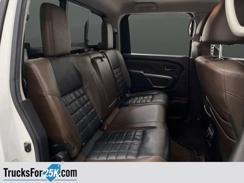 Used 2017 Nissan Titan Platinum Reserve image 33