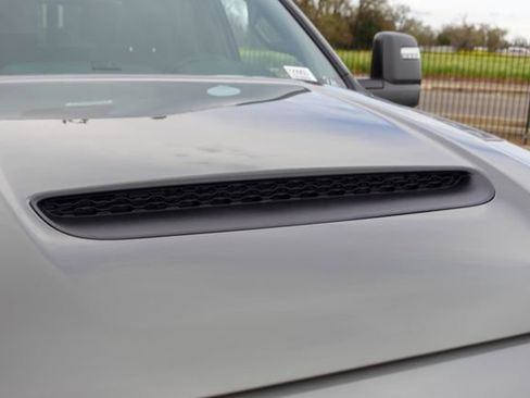 New 2026 RAM 2500 Laramie w/ Night Edition AWD/4WD image 5