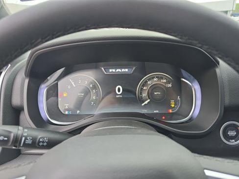 New 2025 RAM 1500 Big Horn image 34