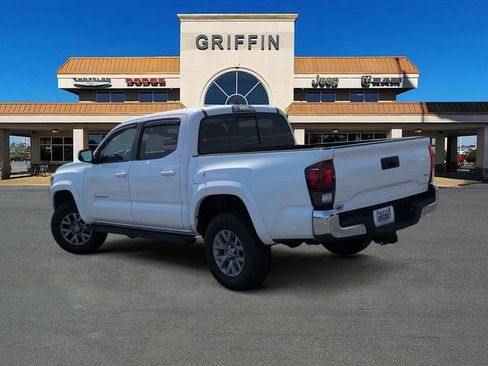 Used 2019 Toyota Tacoma SR5 image 9