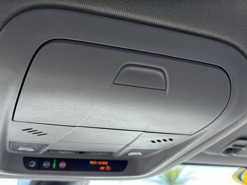 Certified 2023 GMC Acadia SLE w/ Driver Convenience Package FWD image 37