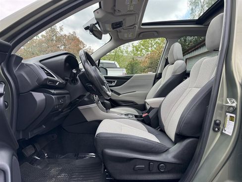 Used 2020 Subaru Forester Premium AWD/4WD image 11
