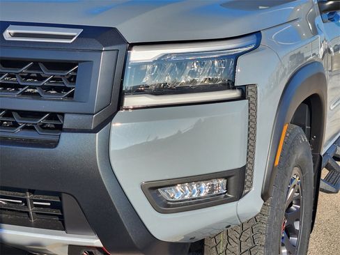 New 2026 Nissan Frontier PRO-4X w/ Tow Package image 5