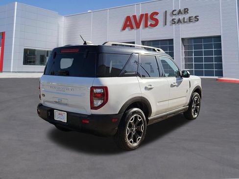 Used 2025 Ford Bronco Sport Outer Banks AWD/4WD image 6