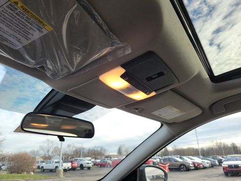 New 2025 Nissan Altima 2.5 SR w/ SR Premium Package image 30