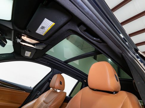 Used 2018 BMW X3 M40i image 19