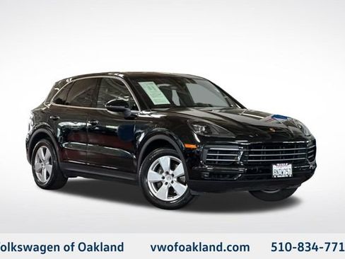 Used 2019 Porsche Cayenne AWD/4WD image 1