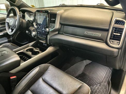 Used 2023 RAM 1500 Laramie image 27