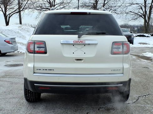 Used 2015 GMC Acadia SLT image 4