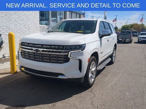Used 2023 Chevrolet Tahoe Premier w/ Premium Package AWD/4WD image 3
