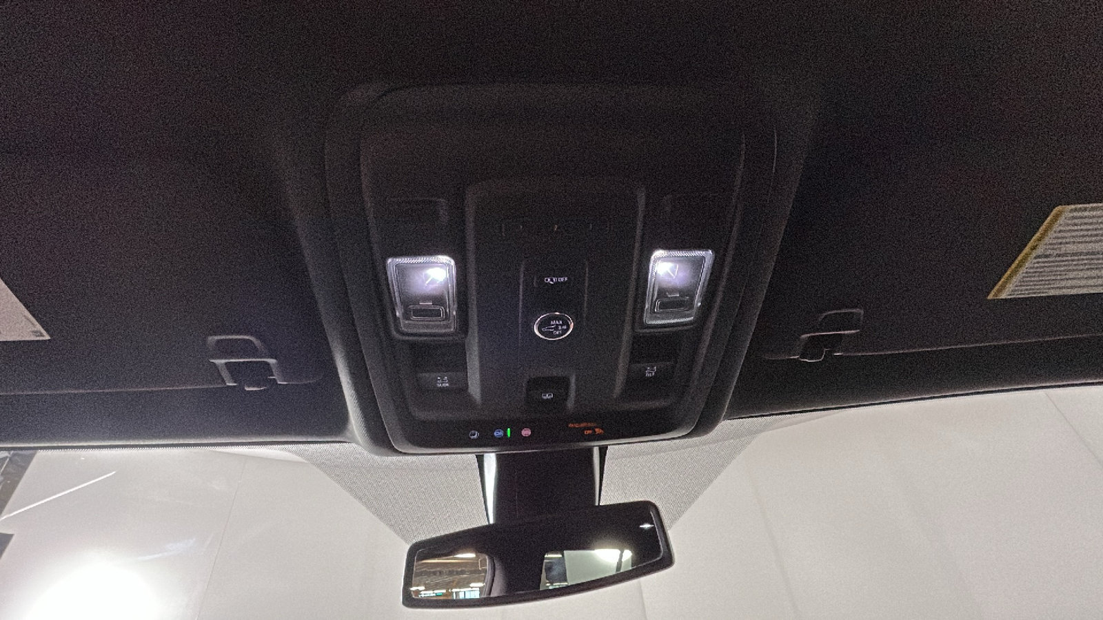 Used 2022 Chevrolet Tahoe Z71 AWD/4WD image 31