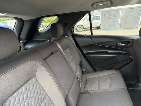 Used 2018 Chevrolet Equinox LT FWD image 24