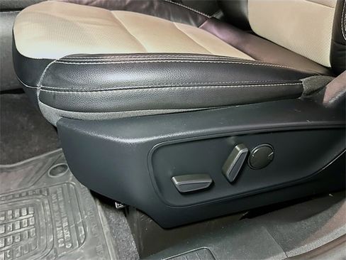 Certified 2022 Ford Escape Titanium w/ Titanium Elite Package image 10