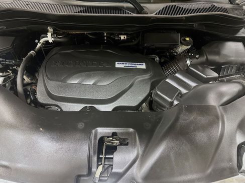 Used 2017 Honda Ridgeline Sport image 33