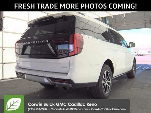 Used 2025 Ford Expedition Max Platinum image 3