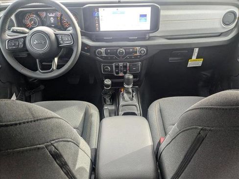 New 2026 Jeep Gladiator Sport AWD/4WD image 14