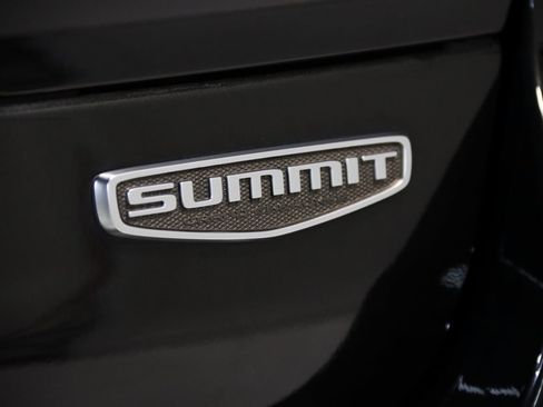 Used 2023 Jeep Grand Cherokee Summit image 14