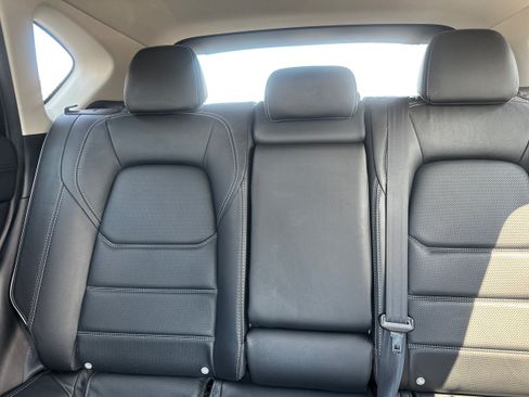 Used 2025 MAZDA CX-5 AWD 2.5 S w/ Preferred Package image 13