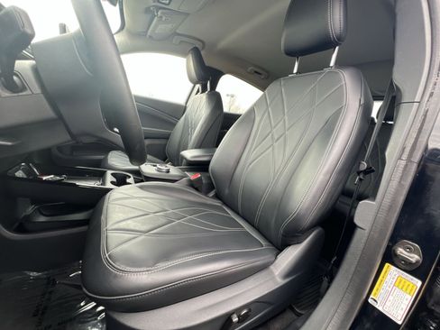 Used 2021 Ford Mustang Mach-E Select image 13