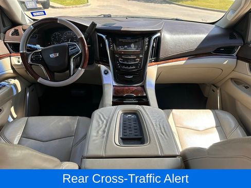 Used 2015 Cadillac Escalade ESV Premium image 21