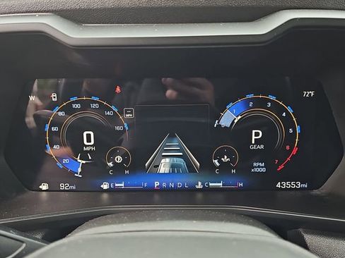 Used 2024 Chevrolet Colorado W/T RWD image 19