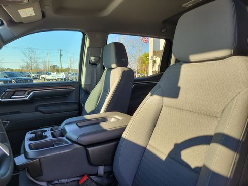 Used 2023 Chevrolet Silverado 1500 RST image 16