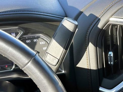 Certified 2022 GMC Sierra 1500 AT4 w/ AT4 Premium Package image 29