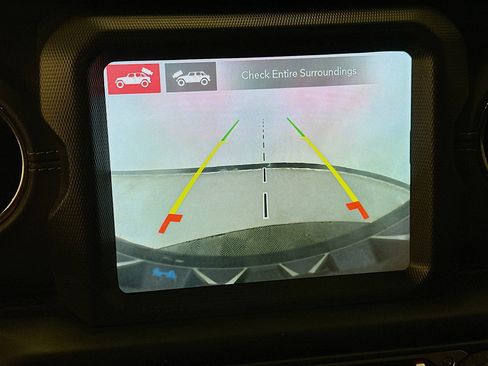 Used 2023 Jeep Wrangler Unlimited Sahara image 23