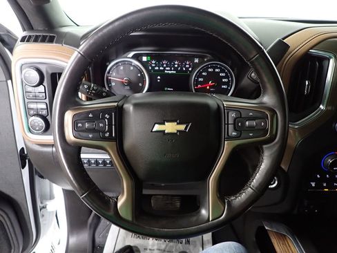 Used 2021 Chevrolet Silverado 3500 High Country w/ Snow Plow Prep/Camper Package AWD/4WD image 31