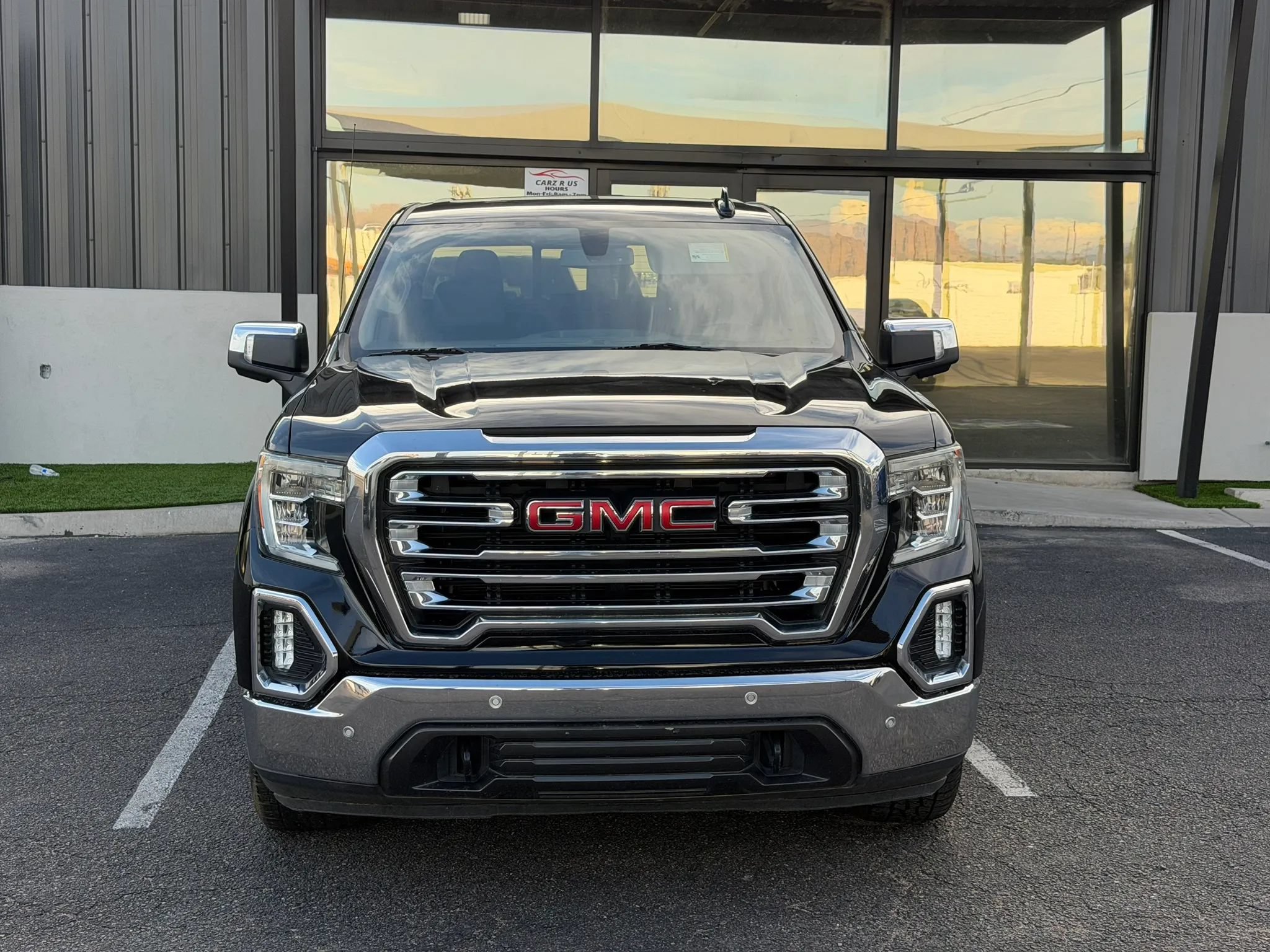 Used 2020 GMC Sierra 1500 SLT RWD image 12