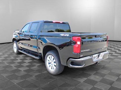New 2025 Chevrolet Silverado 1500 Custom image 5