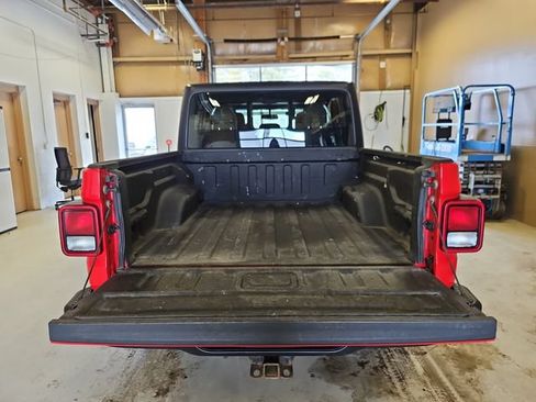 Used 2020 Jeep Gladiator Sport w/ Trailer Tow Package AWD/4WD image 21