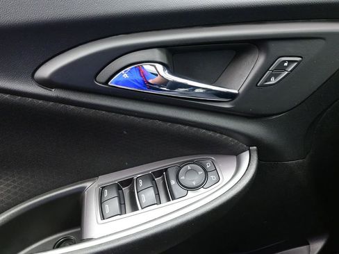 Used 2023 Chevrolet Malibu LT image 17