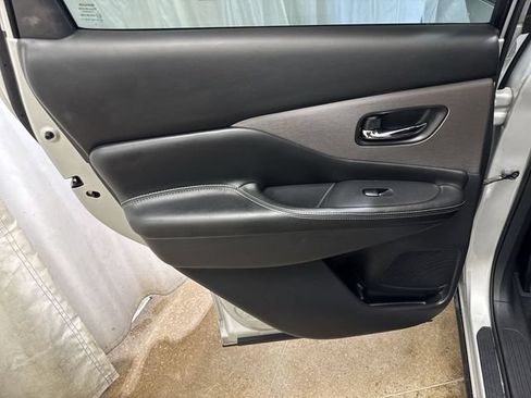 Used 2023 Nissan Murano SV AWD/4WD image 20