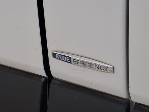Used 2016 Mercedes-Benz Sprinter 2500 image 20