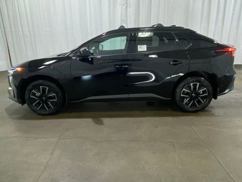 New 2026 Toyota bZ FWD image 6