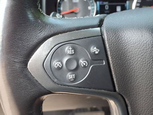 Used 2020 Chevrolet Suburban LT AWD/4WD image 29