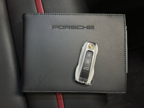 Used 2024 Porsche Cayenne S image 40