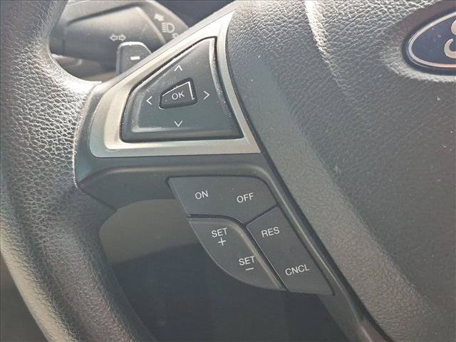Used 2018 Ford Fusion SE w/ Fusion SE Technology Package FWD image 16