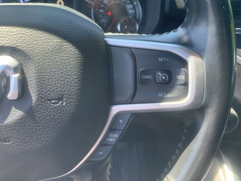Used 2020 RAM 1500 Big Horn AWD/4WD image 15