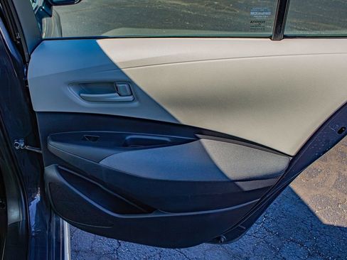 Used 2024 Toyota Corolla LE image 19