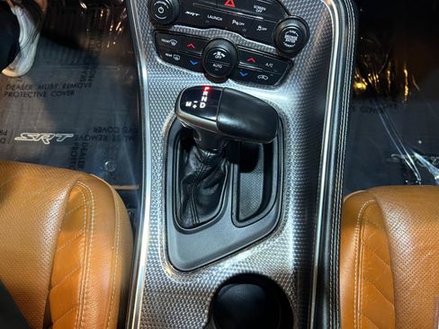 Used 2017 Dodge Challenger SRT Hellcat image 18