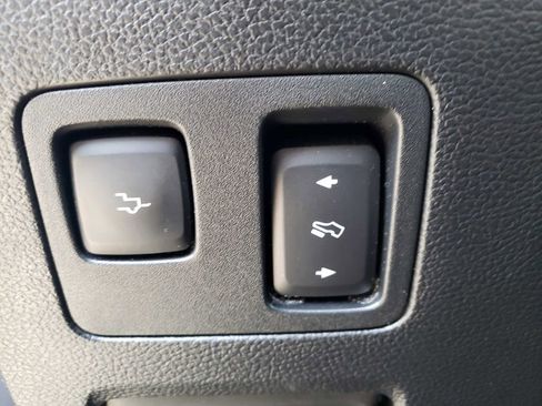 Used 2020 Ford F250 Lariat image 16