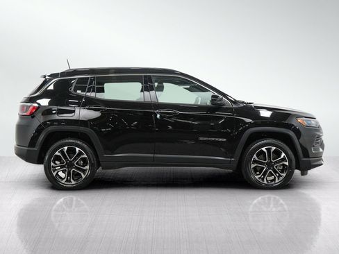 Used 2023 Jeep Compass Limited w/ Sun and Sound Group AWD/4WD image 6