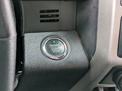 Used 2018 Ford F150 Lariat w/ Equipment Group 502A Luxury AWD/4WD image 15