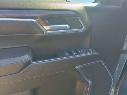Used 2024 Chevrolet Silverado 1500 LT AWD/4WD image 9