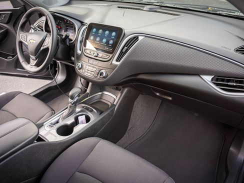 Used 2024 Chevrolet Malibu LT w/ Midnight Edition image 29