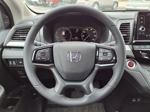 Used 2026 Honda Odyssey EX-L image 23